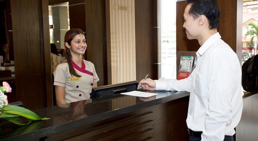 Alora Hotel Penang PENANG ภายนอก รูปภาพ