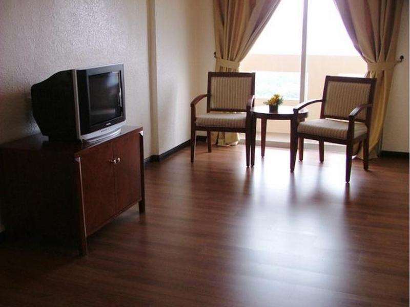 Alora Hotel Penang PENANG ภายนอก รูปภาพ