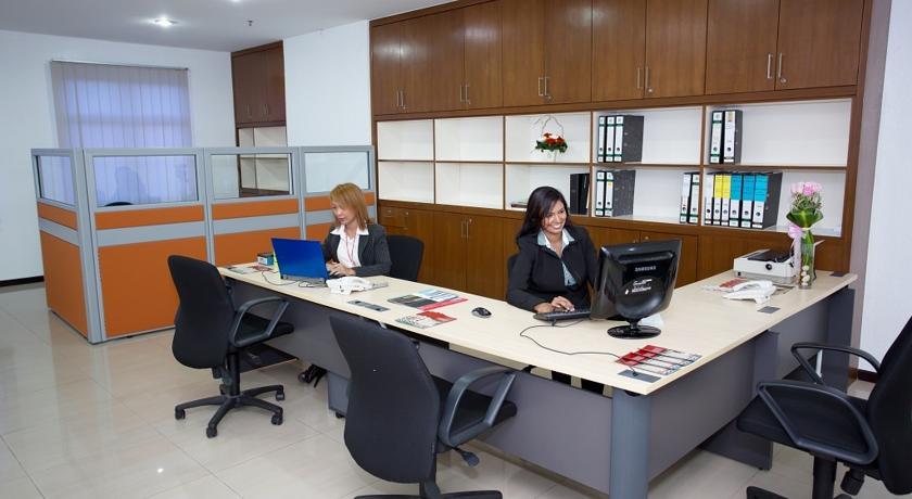 Alora Hotel Penang PENANG ภายนอก รูปภาพ
