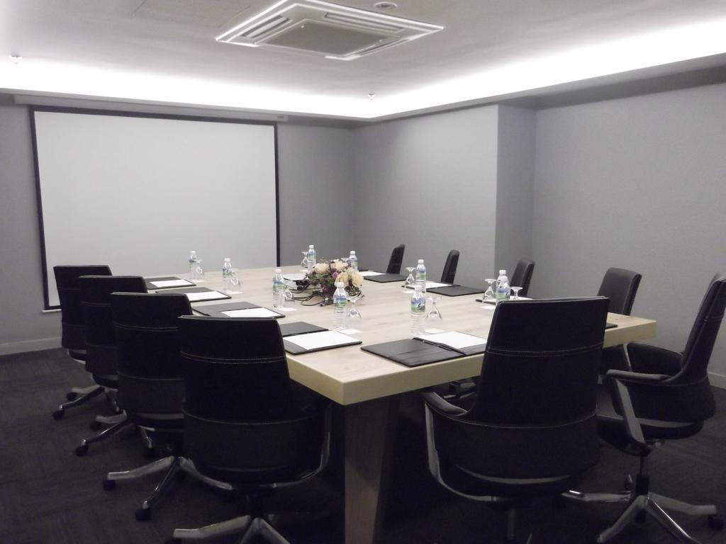 Alora Hotel Penang PENANG ภายนอก รูปภาพ